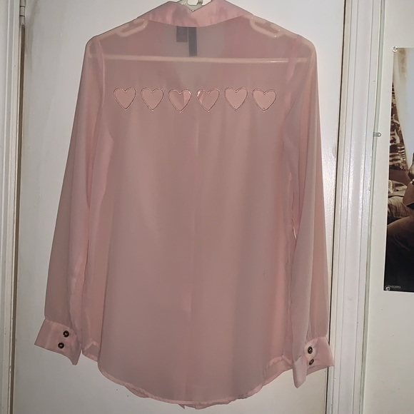 Hearts cutout blouse 💖🩰 - Picture 8 of 9